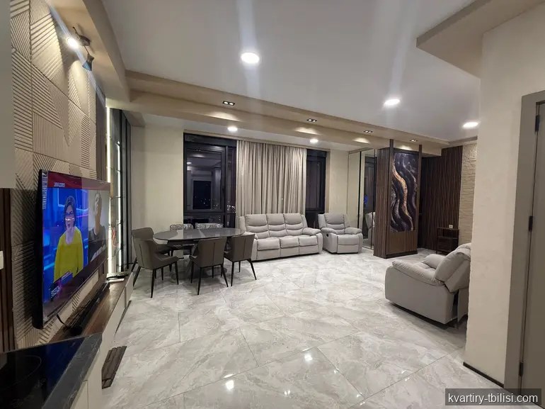 1-bedroom Apartment for rent in Vake, Tbilisi, 49 sqm, floor 21/21 — 1 300 USD/month | Tbilisi Homes