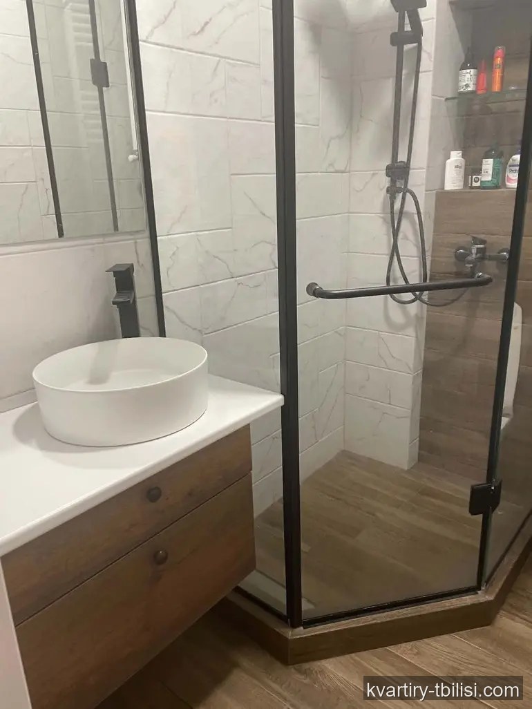2-bedroom Apartment for rent in Vake, Tbilisi, 37 sqm, floor 4/5 — 750 USD/month | Tbilisi Homes