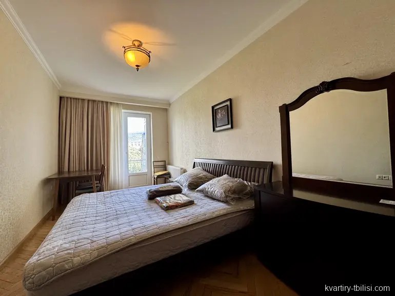 2-bedroom Apartment for rent in Vake, Tbilisi, 65 sqm, floor 6/8 — 750 USD/month | Tbilisi Homes