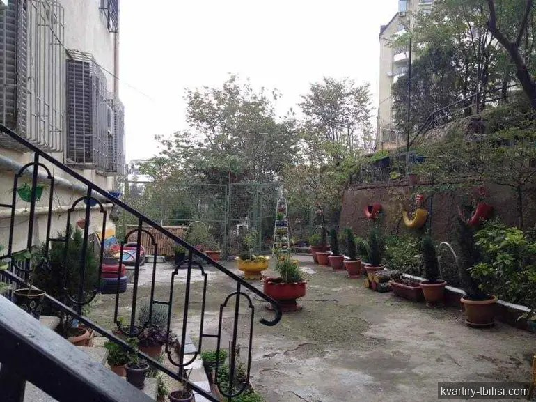 2-bedroom Apartment for rent in Vake, Tbilisi, 50 sqm, floor 5/12 — 550 USD/month | Tbilisi Homes