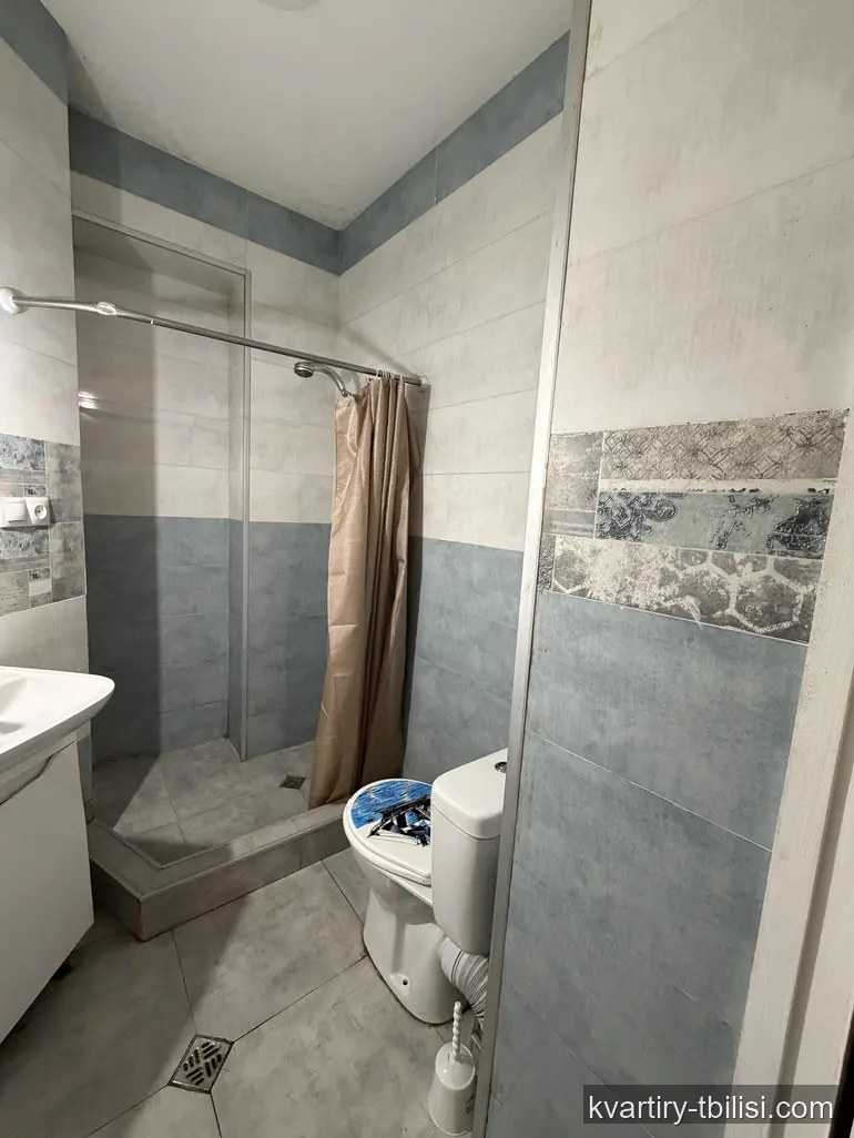 2-bedroom Apartment for rent in Vake, Tbilisi, 40 sqm, floor 1/8 — 418 USD/month | Tbilisi Homes