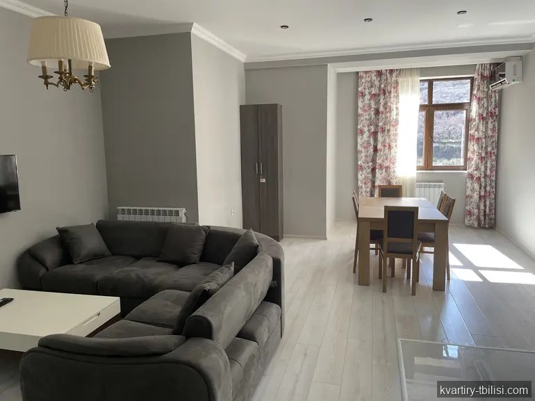 2-bedroom Apartment for rent in Vake, Tbilisi, 82 sqm, floor 5/7 — 800 USD/month | Tbilisi Homes