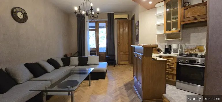 2-bedroom Apartment for rent in Vake, Tbilisi, 40 sqm, floor 5/5 — 550 USD/month | Tbilisi Homes