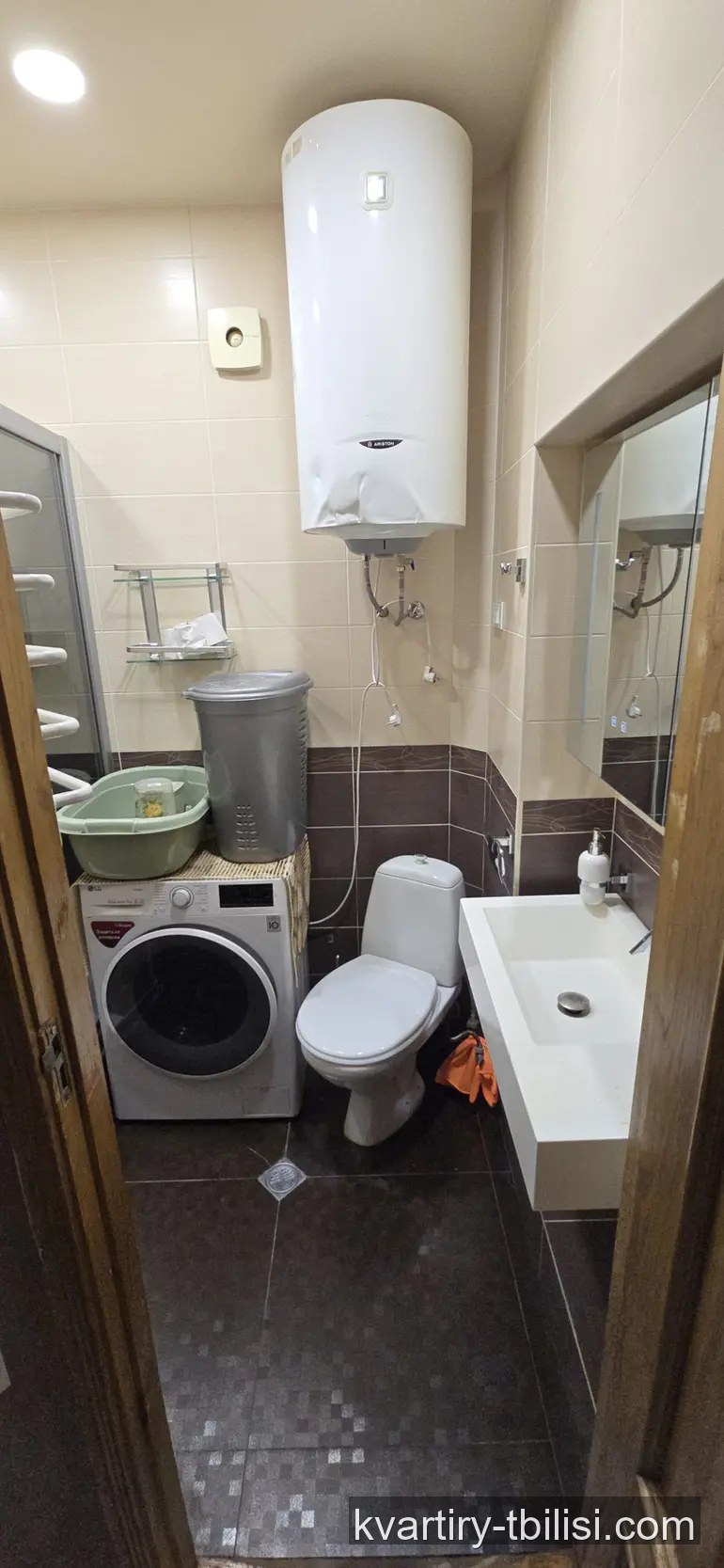 2-bedroom Apartment for rent in Vake, Tbilisi, 40 sqm, floor 5/5 — 550 USD/month | Tbilisi Homes