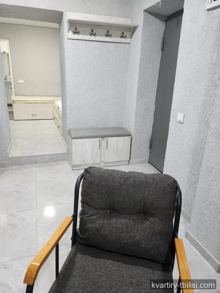 2-bedroom Apartment for rent in Vake, Tbilisi, 30 sqm, floor 2/10 — 457 USD/month | Tbilisi Homes