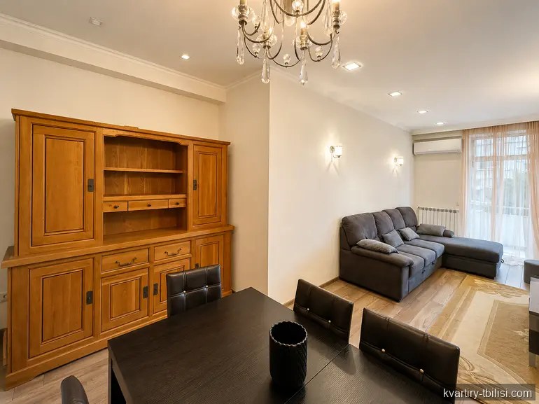 2-bedroom Apartment for rent in Vake, Tbilisi, 80 sqm, floor 3/10 — 1 100 USD/month | Tbilisi Homes