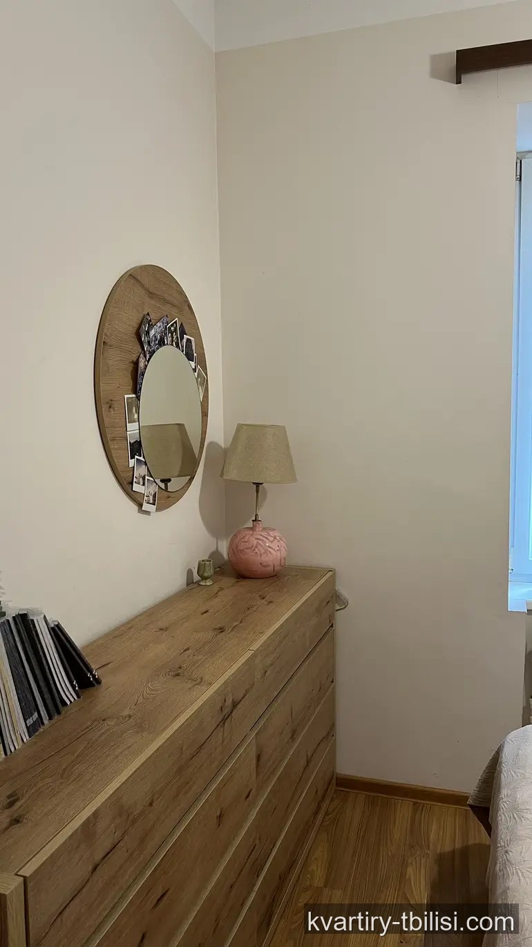 2-bedroom Apartment for rent in Vake, Tbilisi, 60 sqm, floor 2/6 — 800 USD/month | Tbilisi Homes