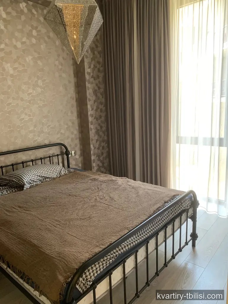 2-bedroom Apartment for rent in Vake, Tbilisi, 45 sqm, floor 2/8 — 600 USD/month | Tbilisi Homes