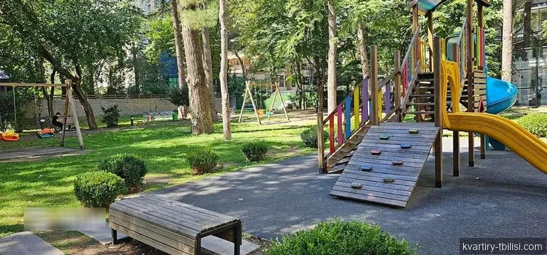 2-bedroom Apartment for rent in Vake, Tbilisi, 60 sqm, floor 2/24 — 800 USD/month | Tbilisi Homes