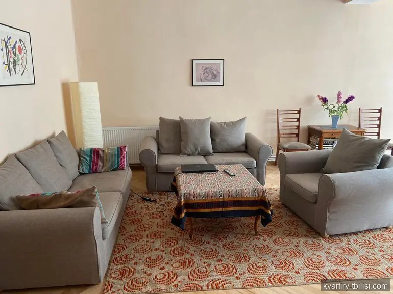 Двухкомнатная квартира в Ваке — 1 000 USD/мес | Tbilisi Homes