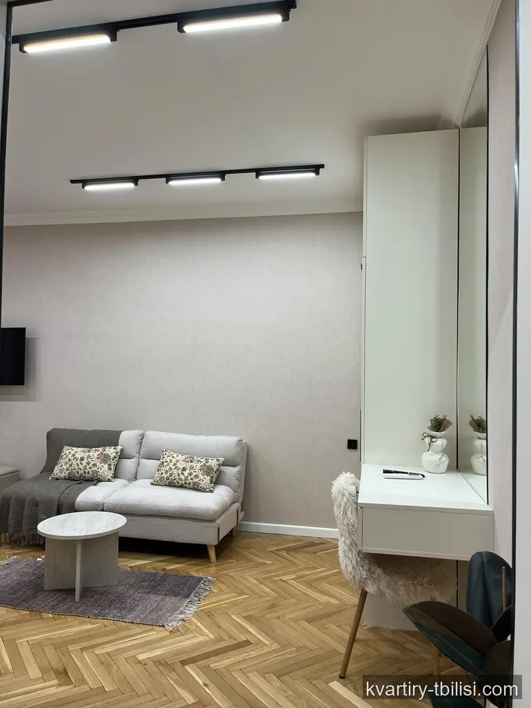 2-bedroom Apartment for rent in Vake, Tbilisi, 45 sqm, floor 3/5 — 1 000 USD/month | Tbilisi Homes