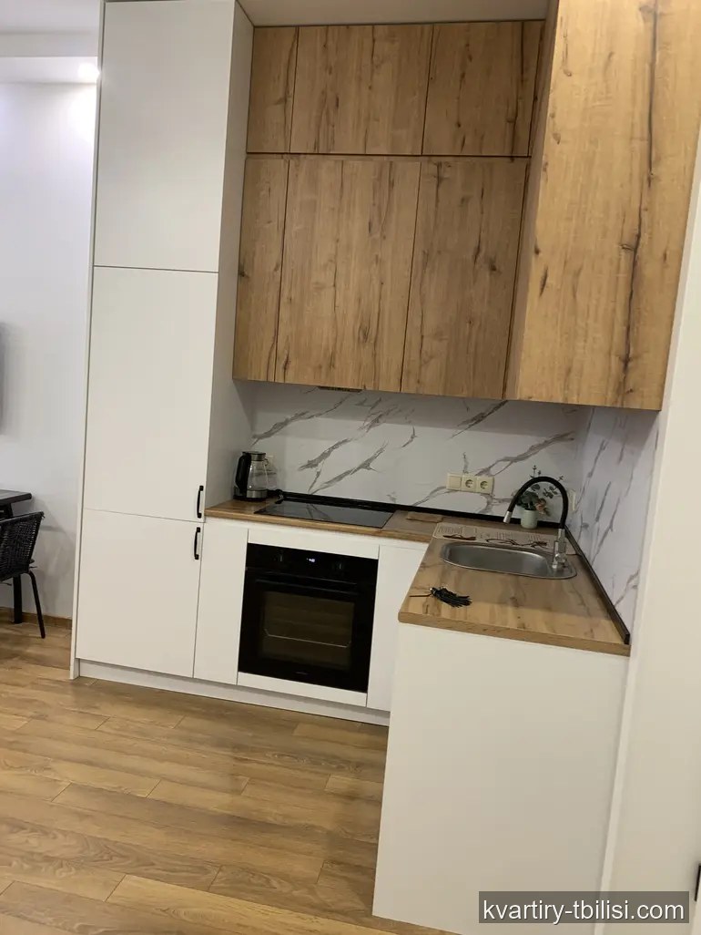 2-bedroom Apartment for rent in Vake, Tbilisi, 40 sqm, floor 3/6 — 800 USD/month | Tbilisi Homes