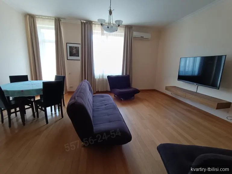 Трёхкомнатная квартира в Ваке — 1 500 USD/мес | Tbilisi Homes