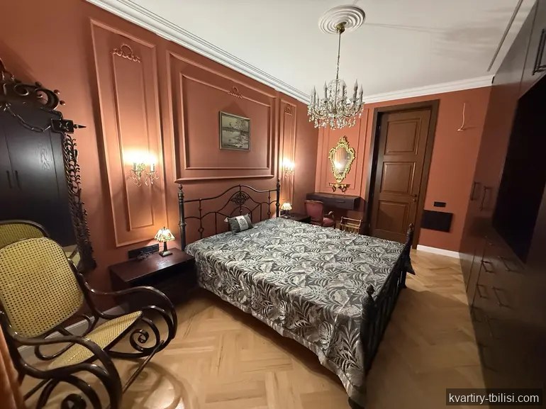Трёхкомнатная квартира в Ваке — 2 000 USD/мес | Tbilisi Homes