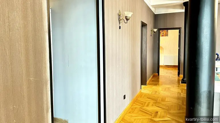Трёхкомнатная квартира в Ваке — 1 200 USD/мес | Tbilisi Homes