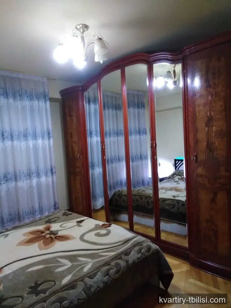 Трёхкомнатная квартира в Ваке — 700 USD/мес | Tbilisi Homes