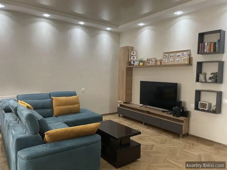3-bedroom Apartment for rent in Vake, Tbilisi, 100 sqm, floor 5/9 — 1 200 USD/month | Tbilisi Homes