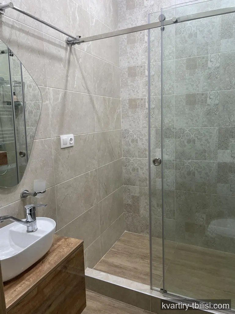 3-bedroom Apartment for rent in Vake, Tbilisi, 100 sqm, floor 5/9 — 1 200 USD/month | Tbilisi Homes