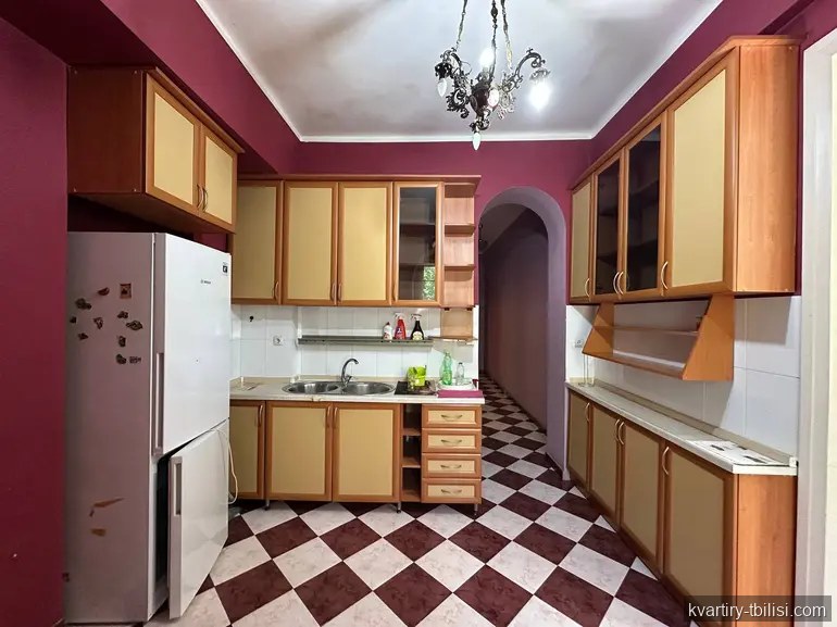 Трёхкомнатная квартира в Ваке — 1 200 USD/мес | Tbilisi Homes