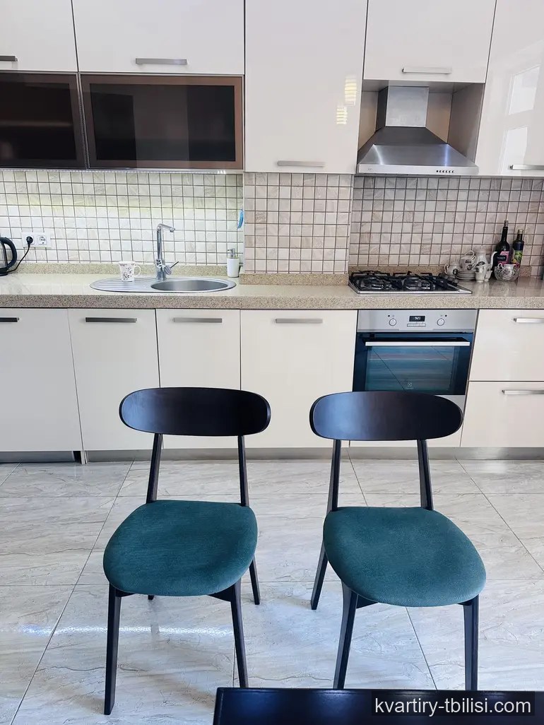 3-bedroom Apartment for rent in Vake, Tbilisi, 124 sqm, floor 8/12 — 1 500 USD/month | Tbilisi Homes