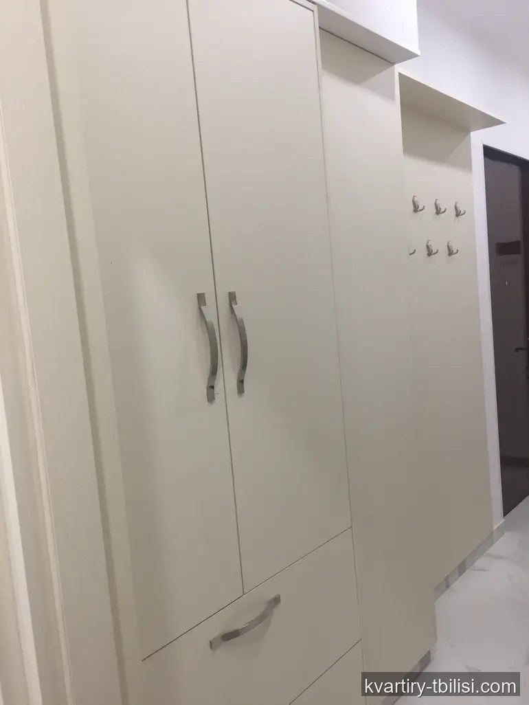 3-bedroom Apartment for rent in Vake, Tbilisi, 81 sqm, floor 3/12 — 750 USD/month | Tbilisi Homes