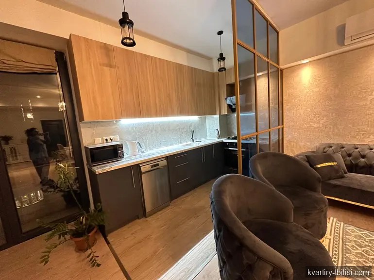 3-bedroom Apartment for rent in Vake, Tbilisi, 108 sqm, floor 5/22 — 1 700 USD/month | Tbilisi Homes