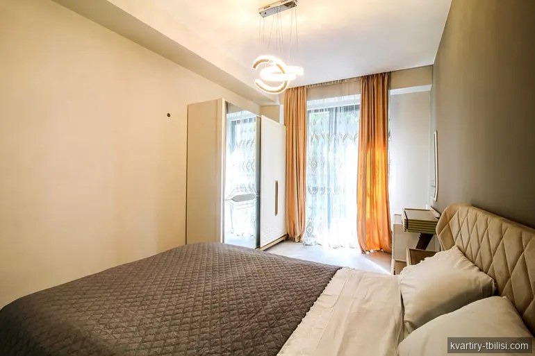 Трёхкомнатная квартира в Ваке — 2 700 USD/мес | Tbilisi Homes