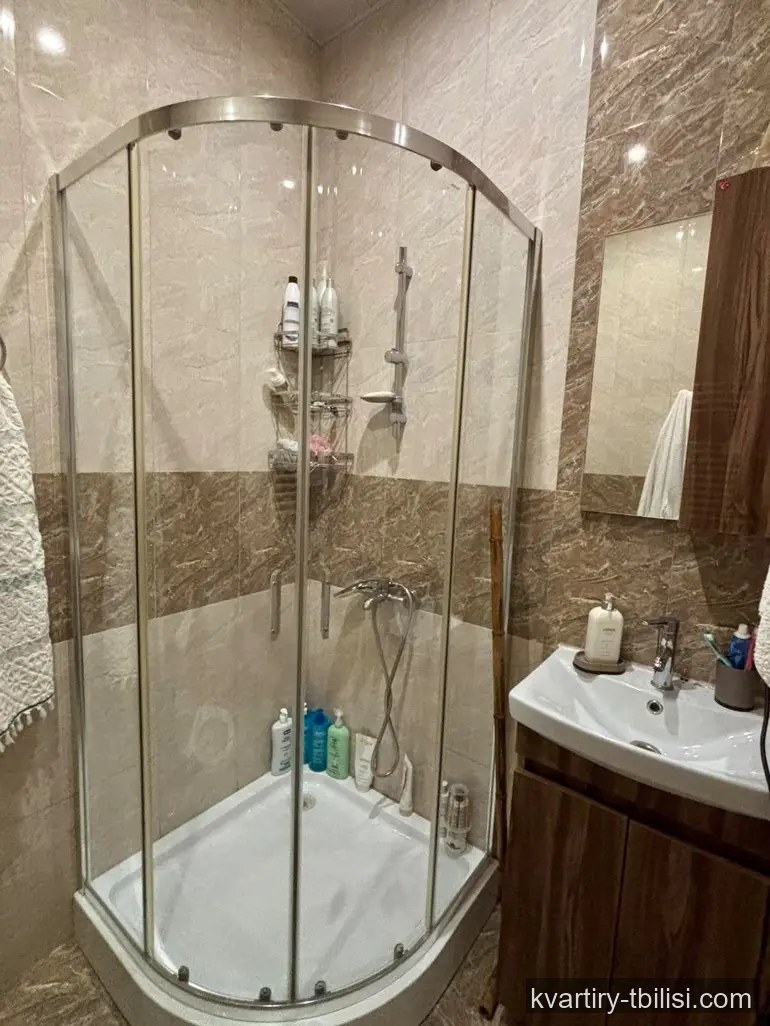 3-bedroom Apartment for rent in Vake, Tbilisi, 65 sqm, floor 5/10 — 700 USD/month | Tbilisi Homes