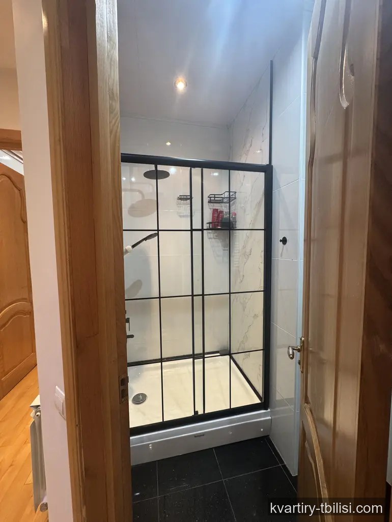 3-bedroom Apartment for rent in Vake, Tbilisi, 100 sqm, floor 12/12 — 1 000 USD/month | Tbilisi Homes