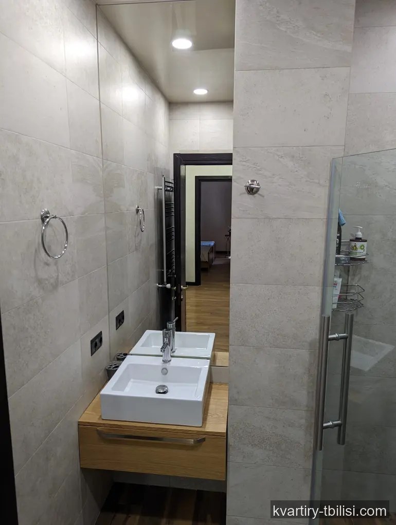 Трёхкомнатная квартира в Ваке — 1 700 USD/мес | Tbilisi Homes