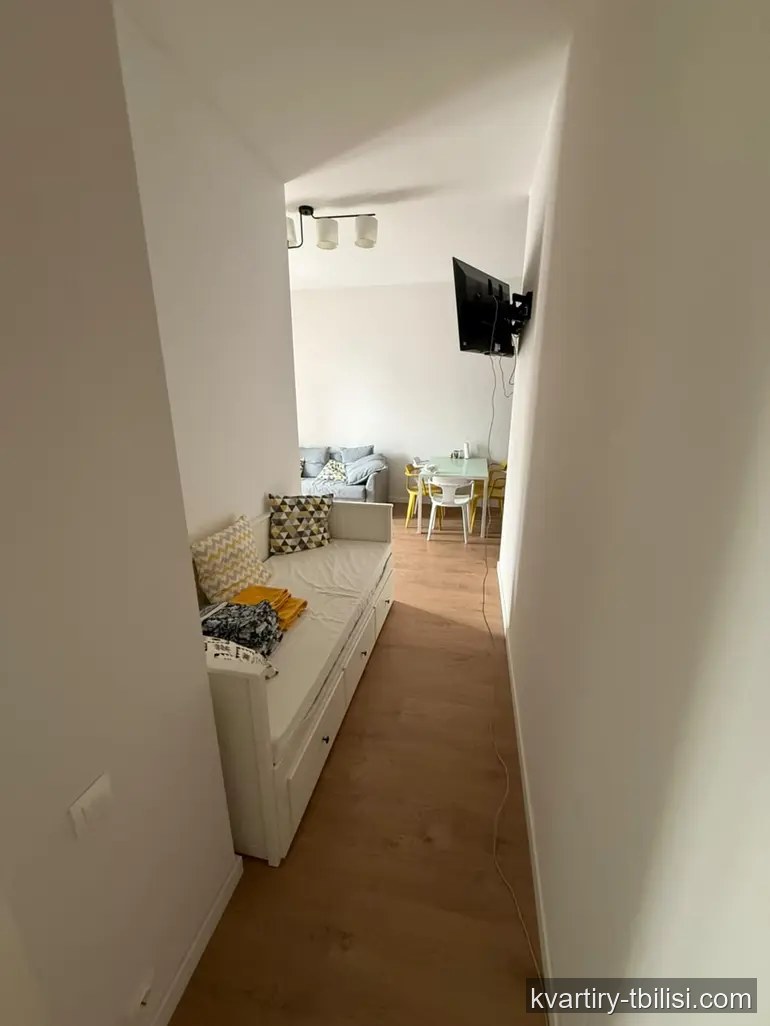 3-bedroom Apartment for rent in Vake, Tbilisi, 65 sqm, floor 3/7 — 1 500 USD/month | Tbilisi Homes