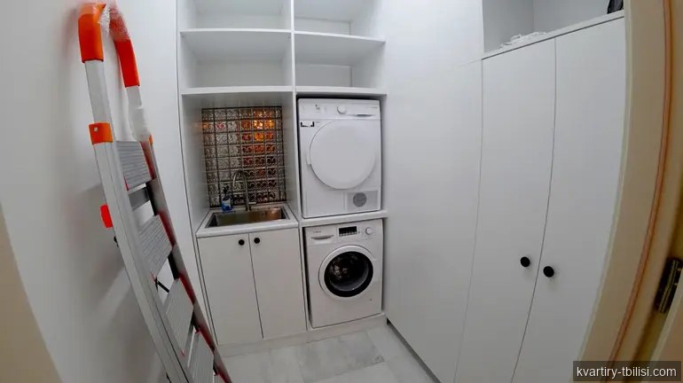 Трёхкомнатная квартира в Ваке — 1 500 USD/мес | Tbilisi Homes