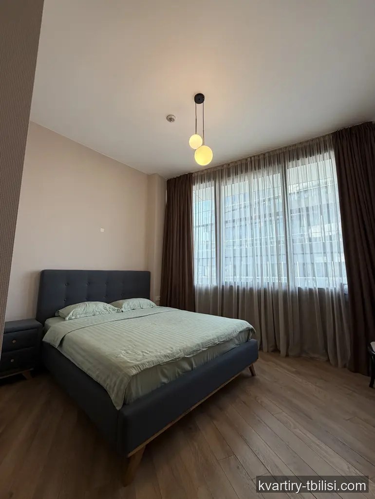 3-bedroom Apartment for rent in Vake, Tbilisi, 70 sqm, floor 27/37 — 2 100 USD/month | Tbilisi Homes