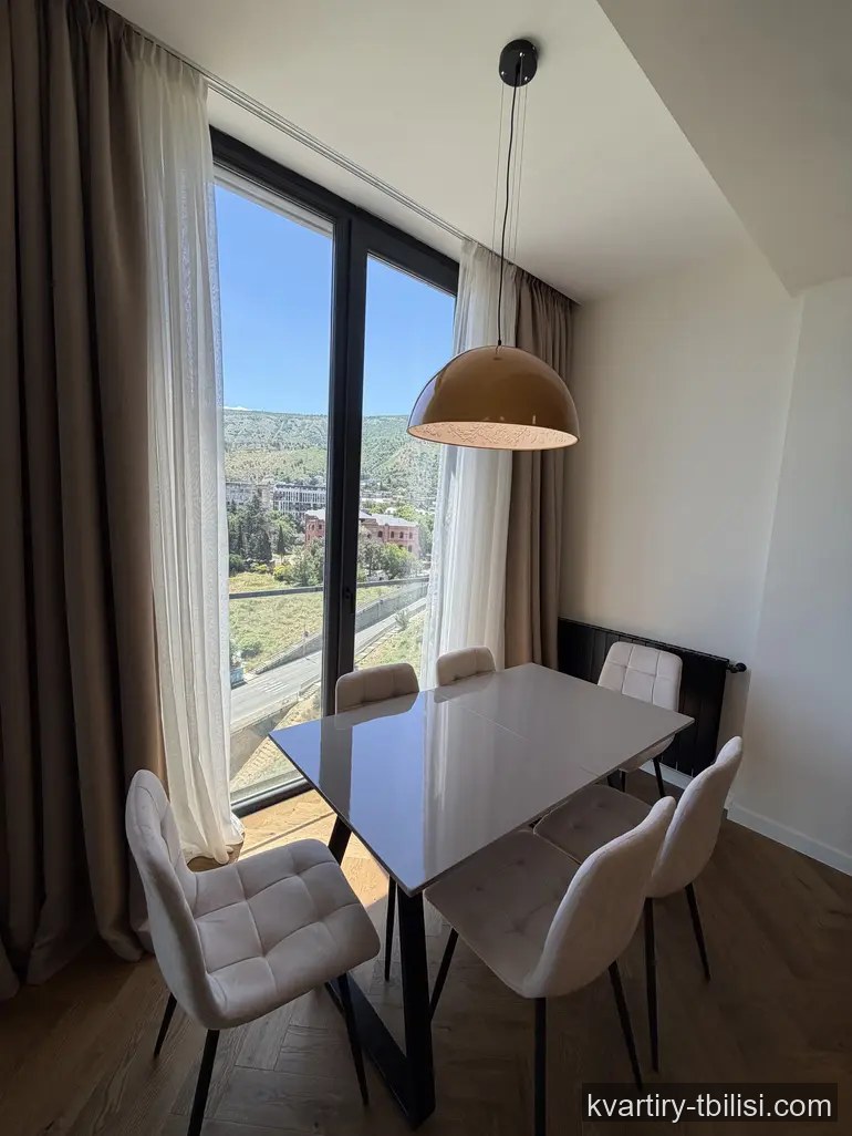 Трёхкомнатная квартира в Ваке — 3 500 USD/мес | Tbilisi Homes