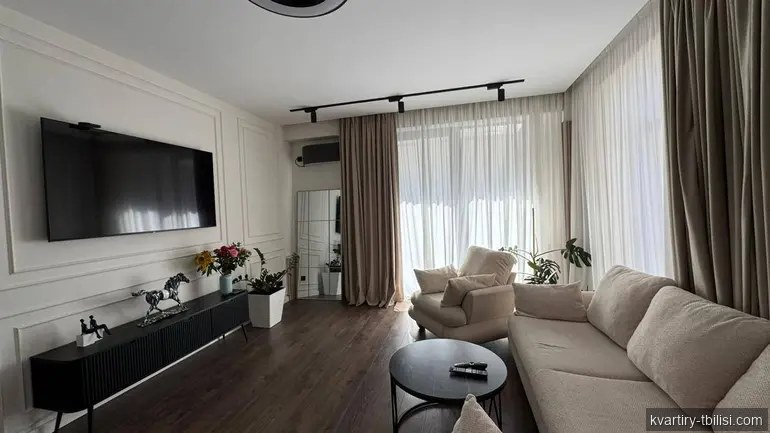 3-bedroom Apartment for rent in Vake, Tbilisi, 135 sqm, floor 3/9 — 1 300 USD/month | Tbilisi Homes
