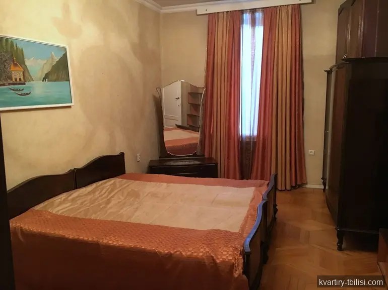 3-bedroom Apartment for rent in Vake, Tbilisi, 130 sqm, floor 5/6 — 650 USD/month | Tbilisi Homes
