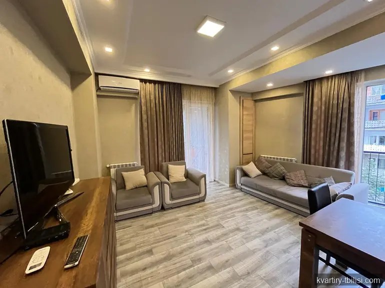 Трёхкомнатная квартира в Ваке — 1 300 USD/мес | Tbilisi Homes