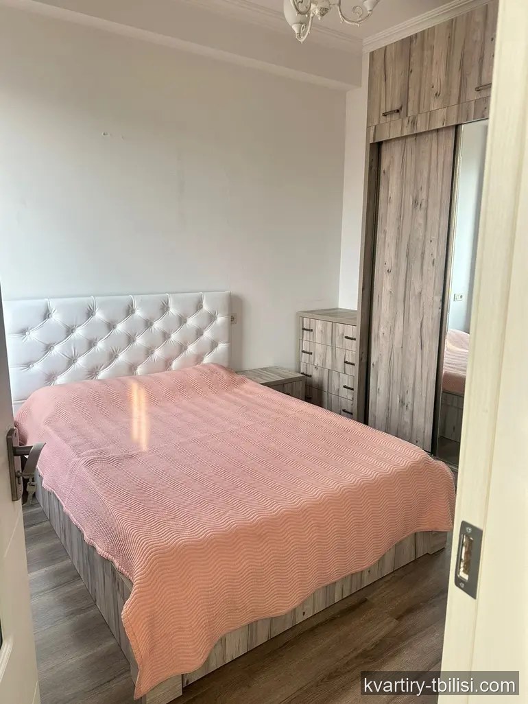 Трёхкомнатная квартира в Ваке — 800 USD/мес | Tbilisi Homes