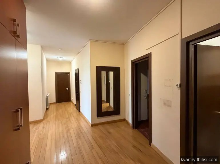 Трёхкомнатная квартира в Ваке — 2 100 USD/мес | Tbilisi Homes