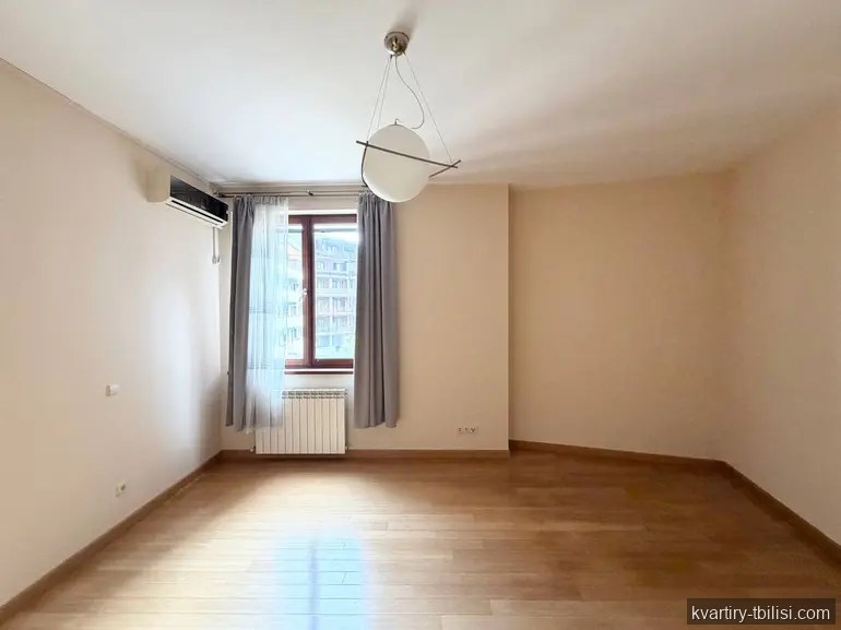Трёхкомнатная квартира в Ваке — 2 100 USD/мес | Tbilisi Homes