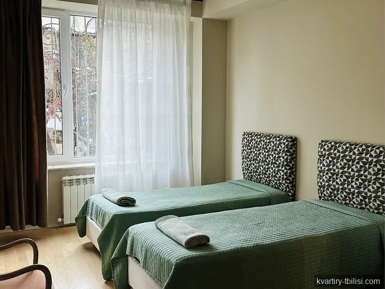 Трёхкомнатная квартира в Ваке — 2 000 USD/мес | Tbilisi Homes