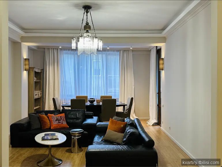 Трёхкомнатная квартира в Ваке — 2 000 USD/мес | Tbilisi Homes