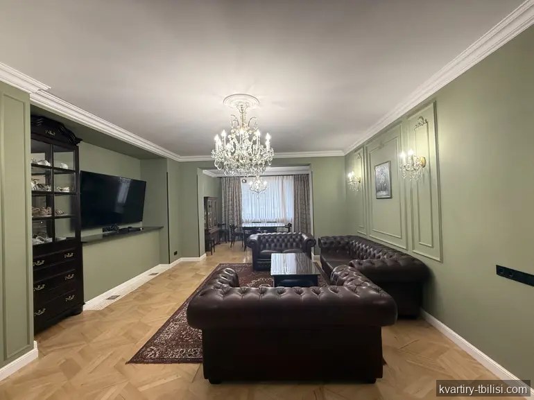 Четырёхкомнатная квартира в Ваке — 1 800 USD/мес | Tbilisi Homes