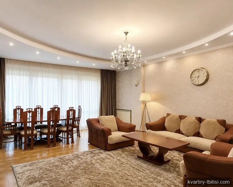 4-bedroom Apartment for rent in Vake, Tbilisi, 210 sqm, floor 5/11 — 2 000 USD/month | Tbilisi Homes