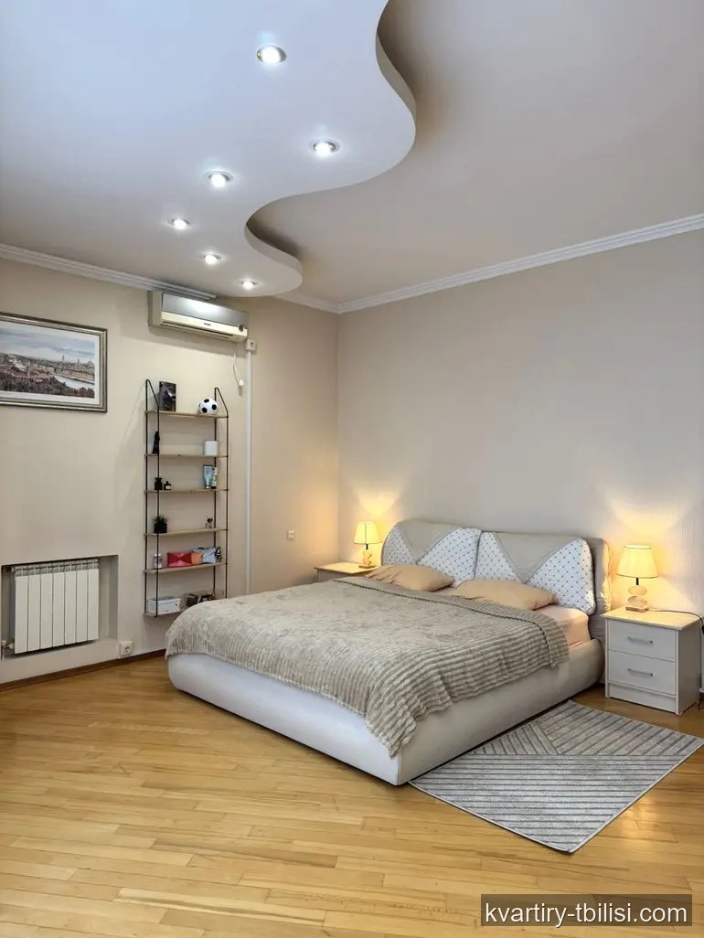 4-bedroom Apartment for rent in Vake, Tbilisi, 210 sqm, floor 5/11 — 2 000 USD/month | Tbilisi Homes