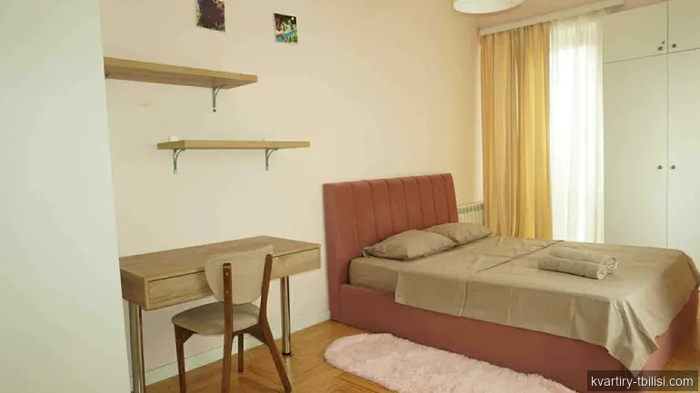 4-bedroom Apartment for rent in Vake, Tbilisi, 170 sqm, floor 11/15 — 2 700 USD/month | Tbilisi Homes