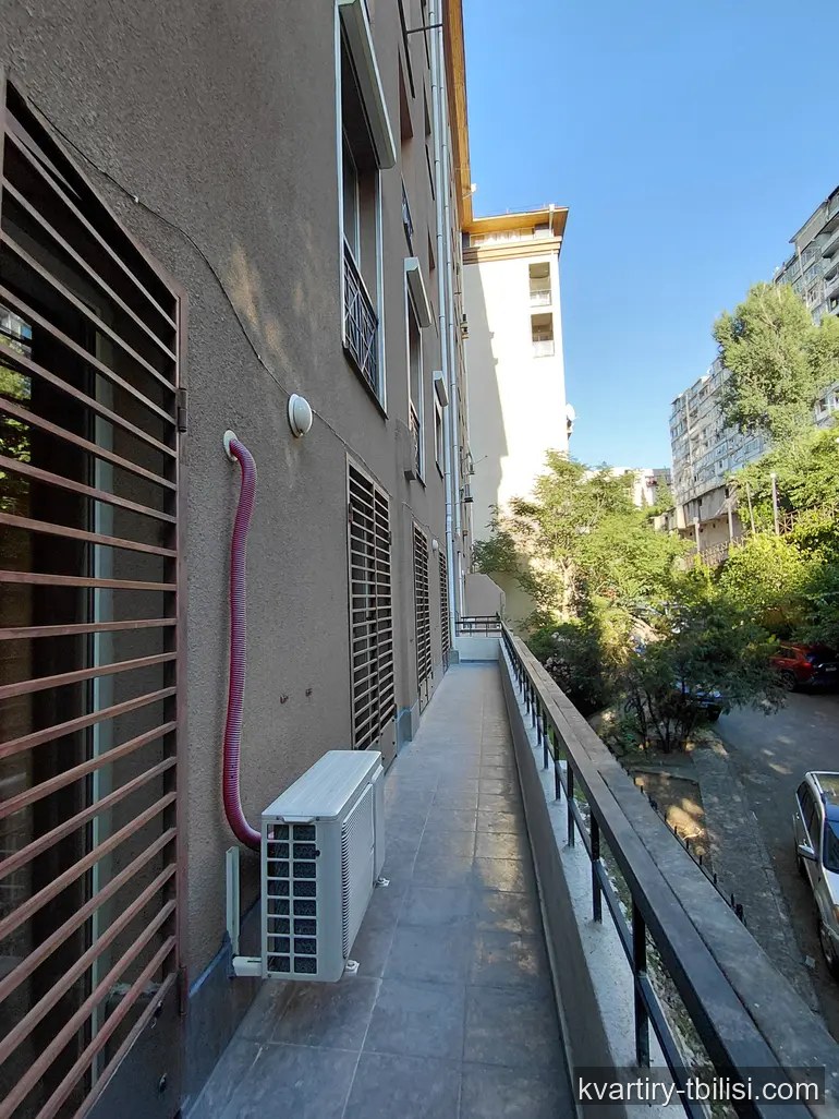 Четырёхкомнатная квартира в Ваке — 1 000 USD/мес | Tbilisi Homes