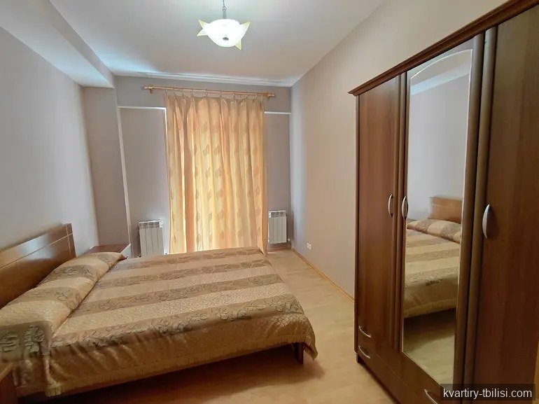 Четырёхкомнатная квартира в Ваке — 1 000 USD/мес | Tbilisi Homes