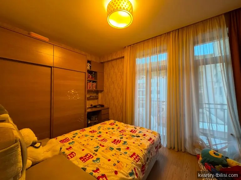 4-bedroom Apartment for rent in Vake, Tbilisi, 165 sqm, floor 7/8 — 2 500 USD/month | Tbilisi Homes