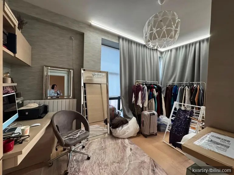 4-bedroom Apartment for rent in Vake, Tbilisi, 165 sqm, floor 7/8 — 2 500 USD/month | Tbilisi Homes